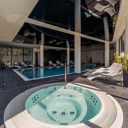Horyzont Apartamenty - Apartamenty Westin House Sauna, Basen I Silownia Колобжег Экстерьер фото